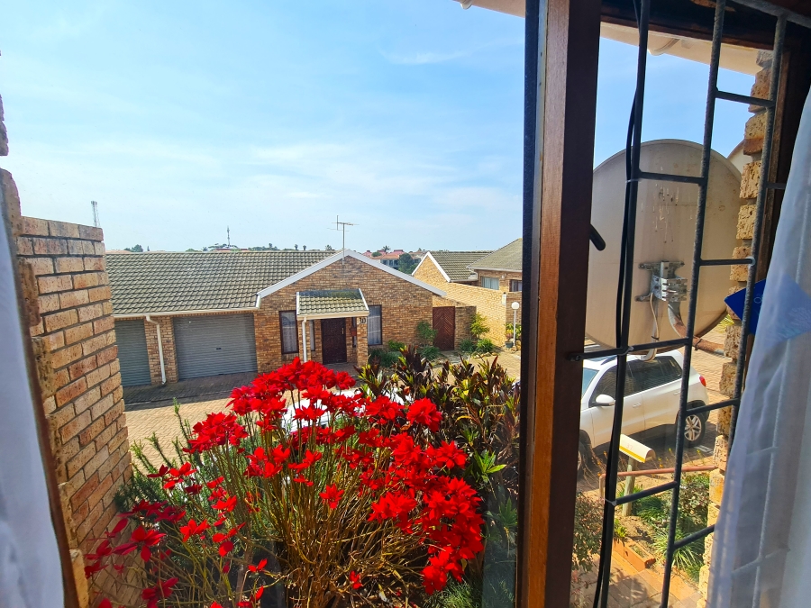 2 Bedroom Property for Sale in Jeffreys Bay Central Eastern Cape